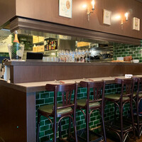 LOVAT - グリーン基調のインテリア