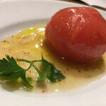 Jori Pasuta - 丸ごとトマトマリネ。
                      イタリアンドレッシングの酢の酸味強。