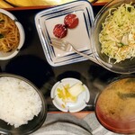 Yakiniku Nandaimon - 焼肉定食、これはご飯量が選べます、これでデフォ