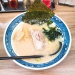 Ramen Shoujiki Mon - ラーメン（背脂豚骨）