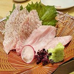 烏賊 鮨ダイニング 鮮助 - 鮪のカマトロ刺し。脂すご～(ｏ´艸｀ｏ)♪