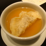 赤坂璃宮 - スープ餃子