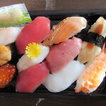 魚喜 - 料理写真:トビっきり寿司