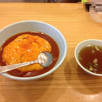 味山 - 天津飯。850円。