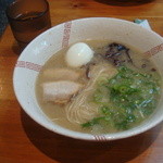 ぶたや - スタンダードのラーメン