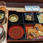 豚カツと和食 のぶたけ - 