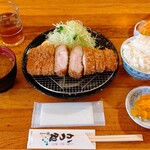 三是食堂 かつどころ - 