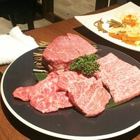個室焼肉ITADAKI 馬車道 - 