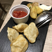 ゴドノフ東京 丸ビル店 - 