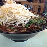 好来ラーメン - モヤシたっぷり