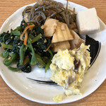 菜々家 - 惣菜が食べ放題です。