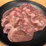 焼肉きんぐ 須賀川店 - 初回提供塩タン