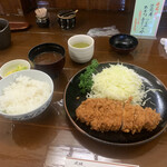 Tsubaki - 椿（ロースカツ）、赤出汁、ご飯