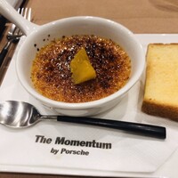 ザ モメンタム バイ ポルシェ - 