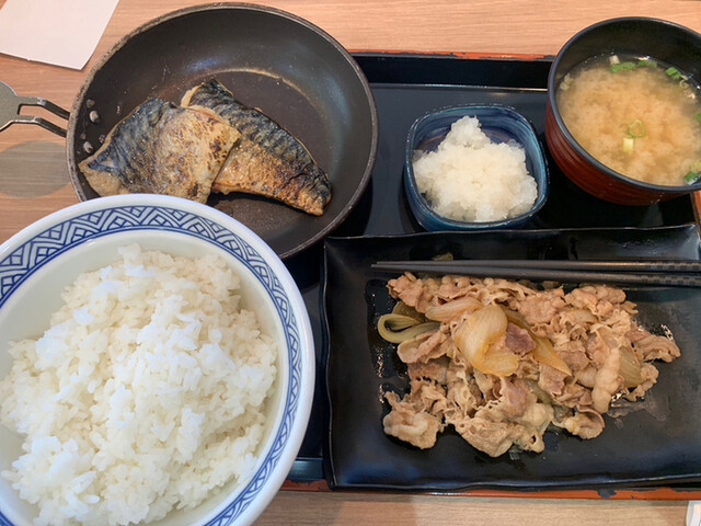 Yoshinoya Chukan Higashiosaka Wakae Ten photo 3