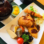 Hanasaki Shokudou - ミックスフライ定食