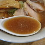 煮干し中華そば 一剣 - 煮干しスープ