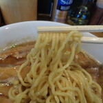 煮干し中華そば 一剣 - ちょっと縮れた具合がいいんです