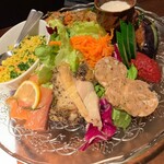 円相 玉宮 - ものすごい前菜盛り