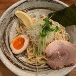 みつ星製麺所 - 濃厚つけ麺の麺