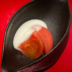 もちづき - フルーツトマトと新玉葱のドレッシング