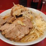 ラーメン二郎 - 小ラーメン　770円