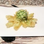 天麩羅 巽 - ブローチみたいなフキノトウ