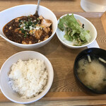 ほっこりごはん屋 輔 - 四川麻婆豆腐定食