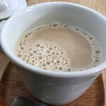 カメイノ食堂 - ジンジャーミルクティー