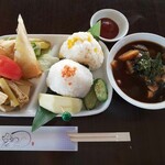 Add Cafe - 料理写真:ゆるベジおむすびランチ