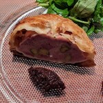 RELAiS SAKURA - 冷たい前菜
                        パテアンクルード　
                        大山鶏のパテのパイ包み　クレソンのサラダを添えて