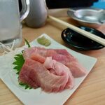 魚介 - ずり（腹身）　399円（税別）