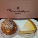 アンジェ - シュークリーム、チーズケーキ