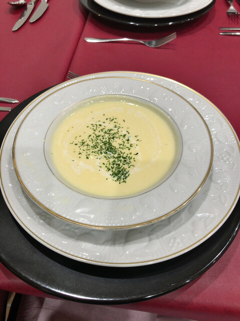 ラ カスガ（La Kasuga） - 泉外旭川（ハンバーグ）の写真