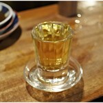 宇ち多゛ - 梅割り 200円