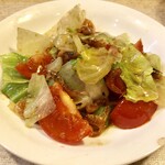 ゆたか - レタスと干し海老の旨味炒め +トマト