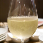 Yakiniku Mitsukuni - 2020/3/19  白ワイングラス