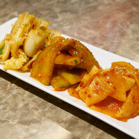 焼肉 ミツクニ 六本木 - 2020/3/19  キムチ盛り合わせ