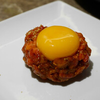 焼肉 ミツクニ 六本木 - 2020/3/19  炙りユッケ　1,680円