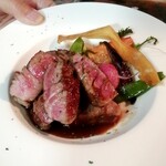 里伊 - 羊のステーキ