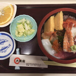 江戸前 大黒鮨 - 「ランチ海鮮丼(うどん付き)」@1200