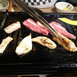 Yakinikuhibana - 豚トロ焼いてます