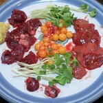 葵 - 造り(手前左が心臓、右が膵臓)