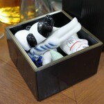 大八 - 箸置きたち