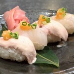 ふぐ屋とら乃介 - ふぐ寿司盛り合わせ