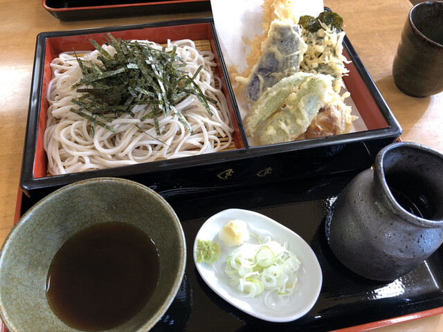 まるぜん食堂 - 盛（そば）の写真