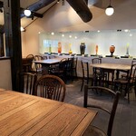 くらしき桃子 - 店内。