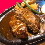 レストラン＆カフェ ひぐち - ハンバーグ断面