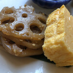 ミニキッチン - ランチの副菜（厚焼き玉子と蓮根のきんぴら）