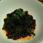 オリエンタルレシピカフェ - 鶏せせり肉の黒ゴマ和え